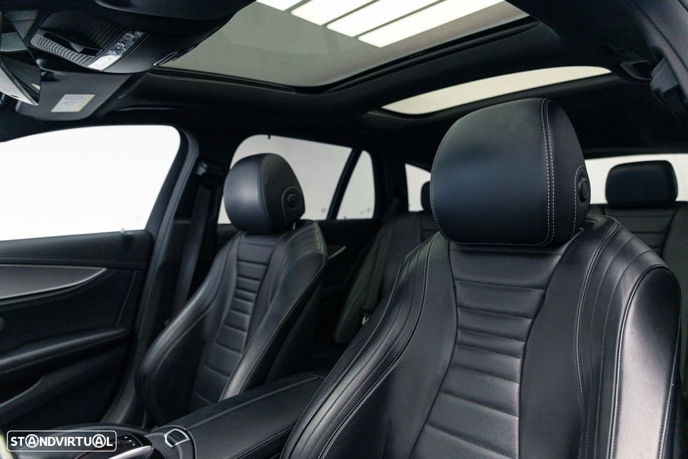 Mercedes-Benz E 220 d AMG Line - 18