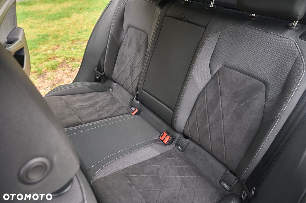 Volkswagen Golf 2.0 TDI Style - 26
