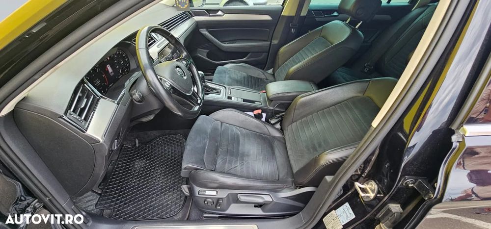Volkswagen Passat Variant 2.0 TDI DSG Highline - 15