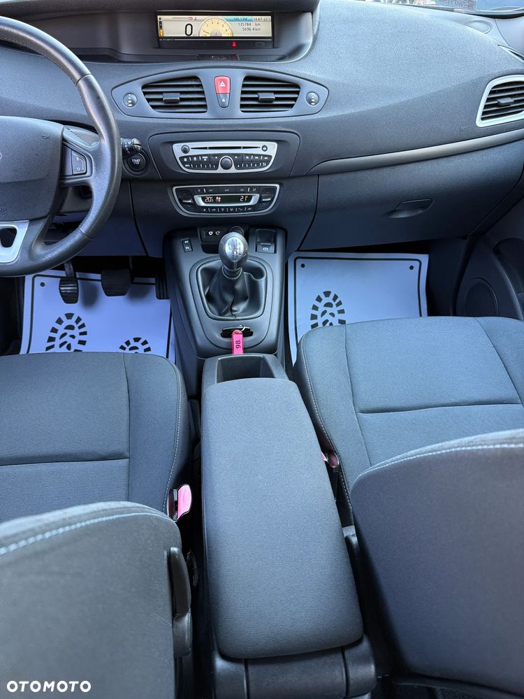 Renault Scenic - 5