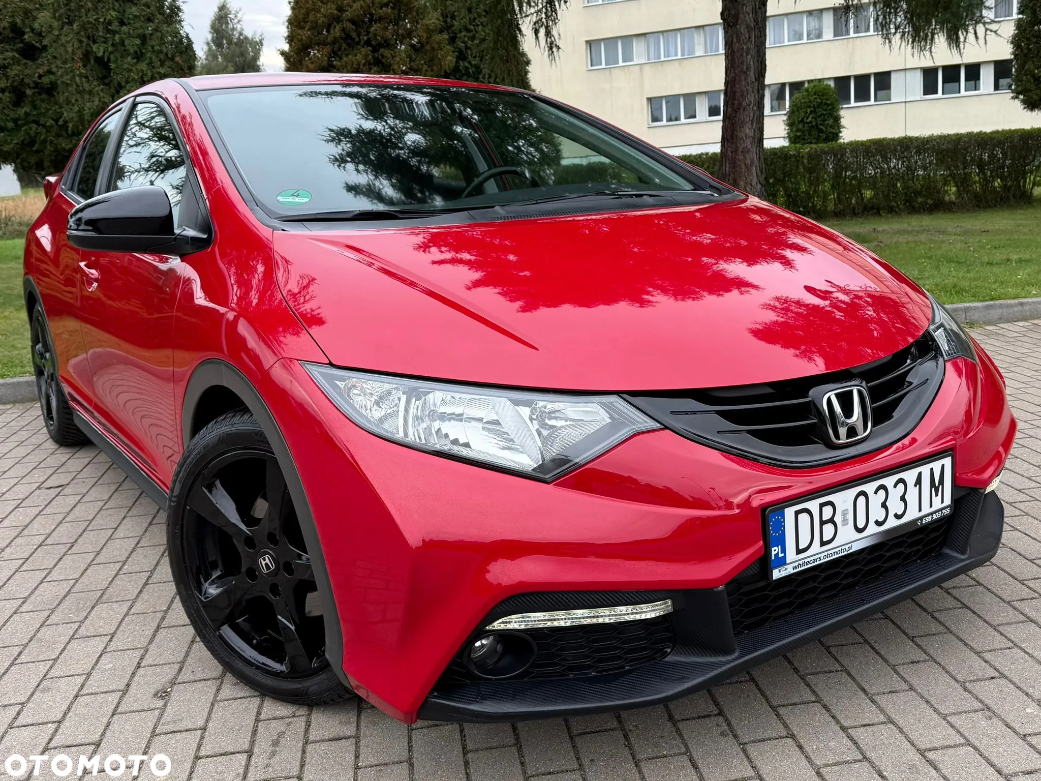 Honda Civic 1.8 i-VTEC Executive Black Edition - 10