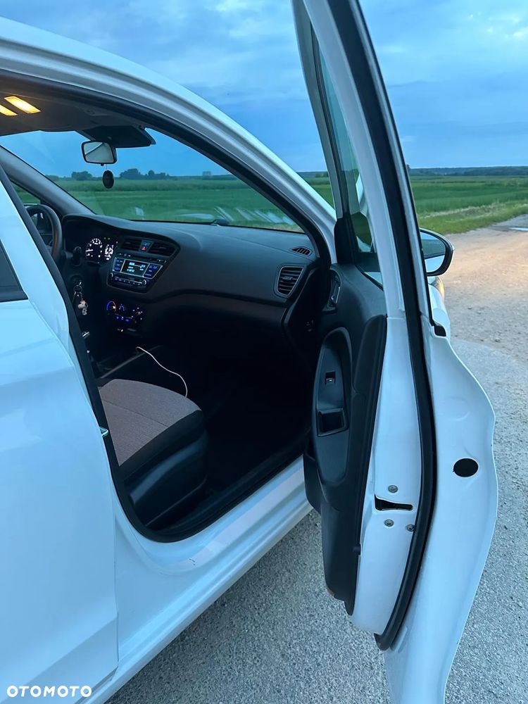 Hyundai i20 1.2 Comfort - 7