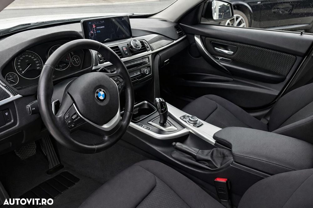 BMW Seria 3 320d Efficient Dynamic Edition Sport-Aut. Sport Line - 6