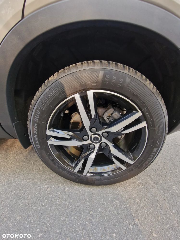 Volvo XC 40 T5 AWD Momentum - 25