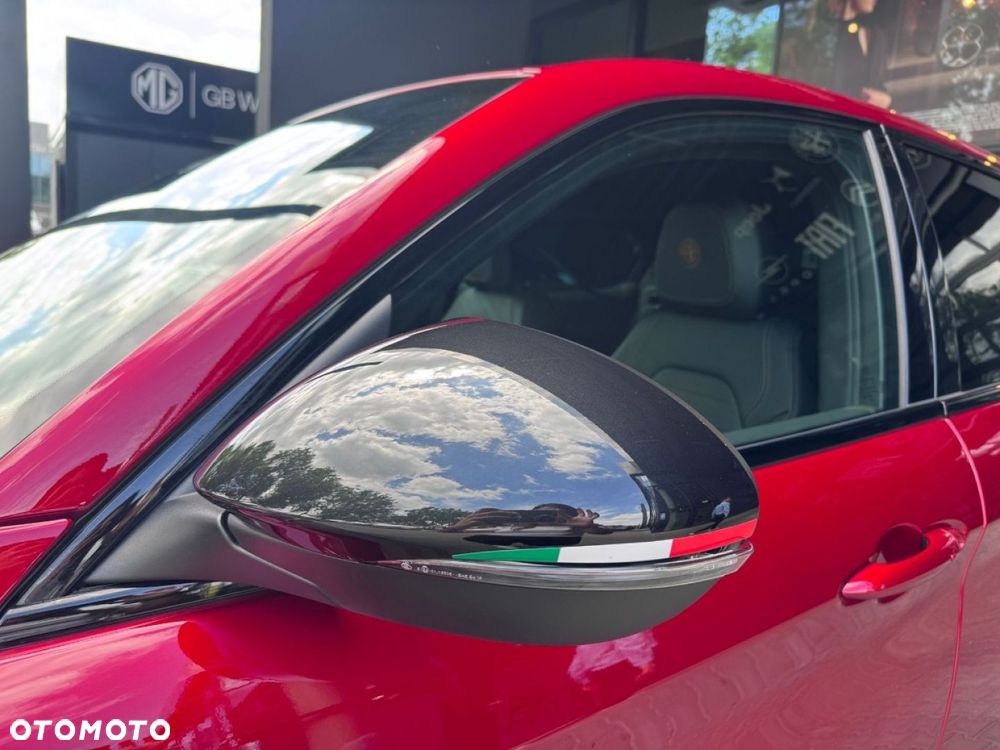 Alfa Romeo Stelvio - 15