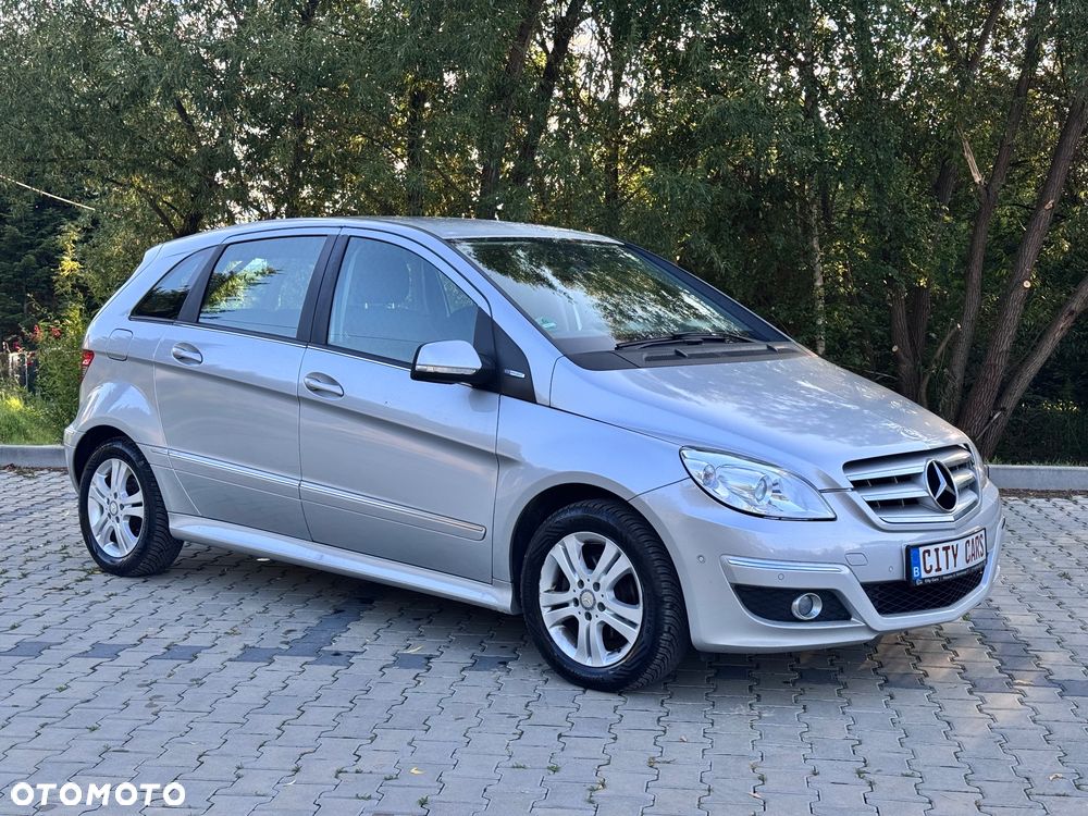 Mercedes-Benz Klasa B 180 BlueEFFICIENCY SPORT EDITION - 2