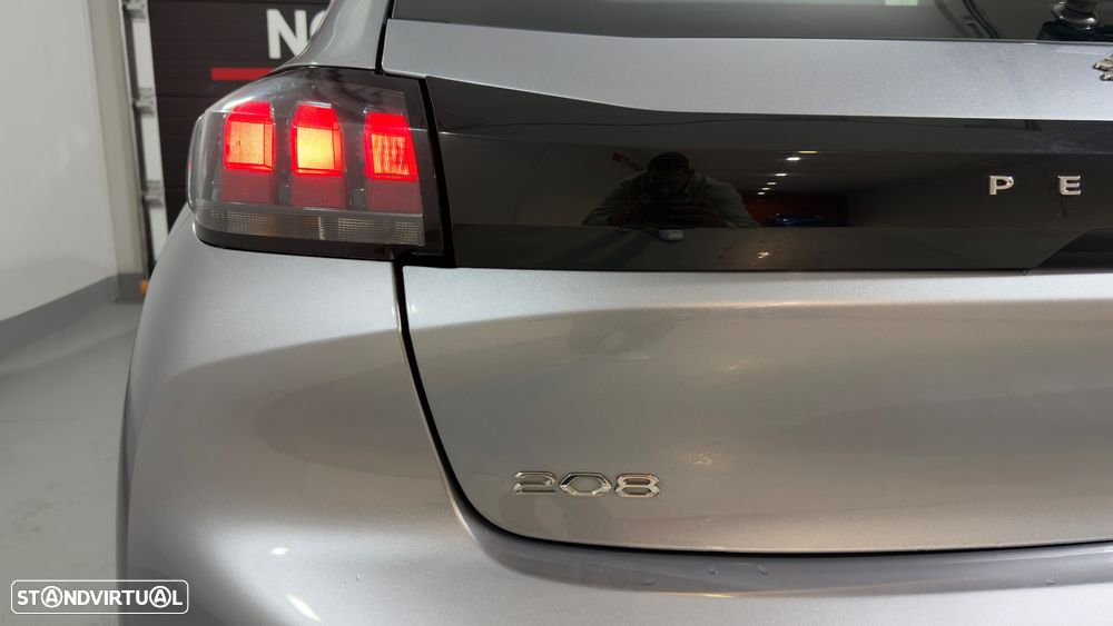 Peugeot 208 PureTech 100 Active - 11