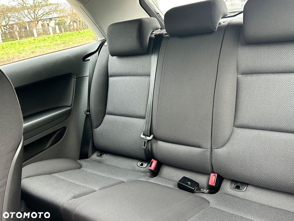 Audi A3 3-drzwiowe 1.6 Attraction - 18