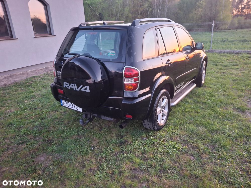 Toyota RAV4 2.0 D-4D 4x4 - 3
