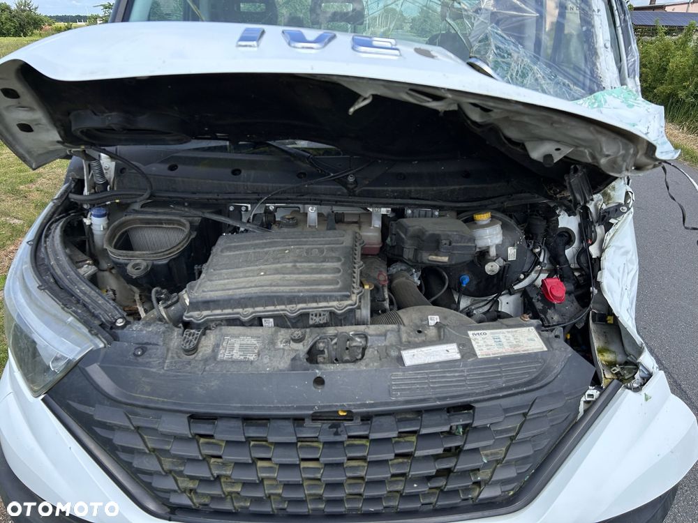 Iveco 35s16 - 14