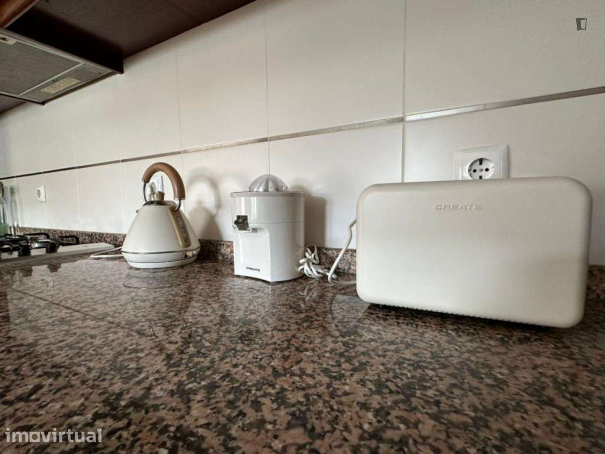 Quarto - localizado em Olivais Lisbon - Grande imagem: 5/10