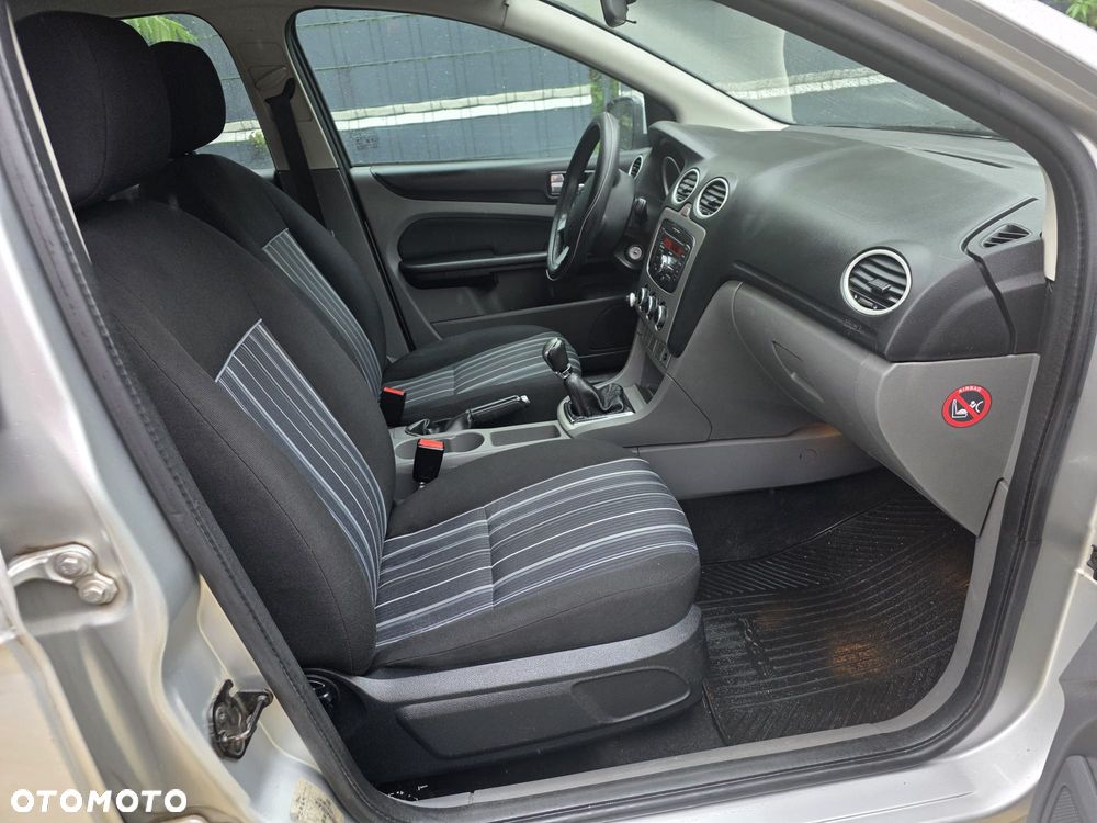 Ford Focus 1.6 Silver X - 2