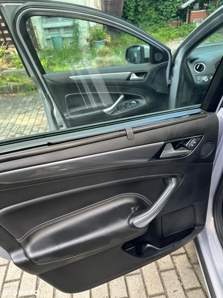 Ford Mondeo - 9