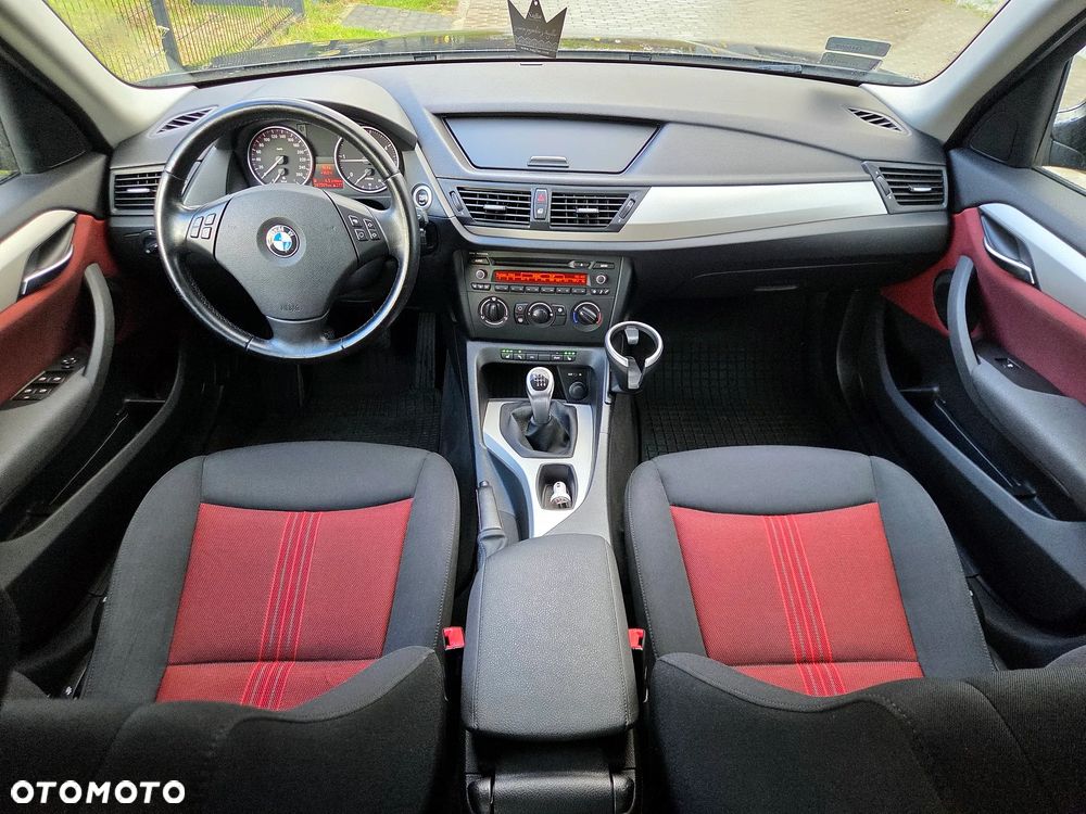 BMW X1 sDrive18d - 18