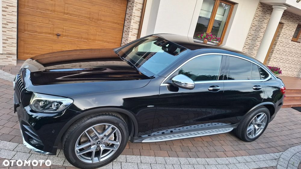 Mercedes-Benz GLC 250 4Matic 9G-TRONIC Exclusive - 1