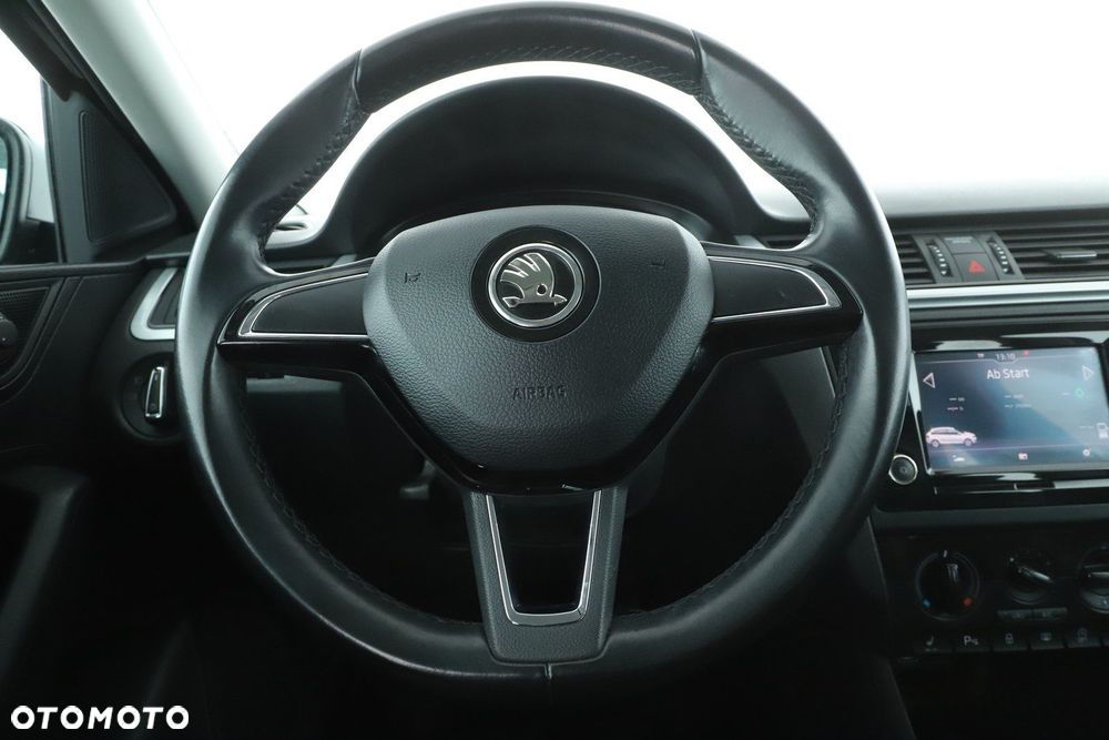 Skoda RAPID - 13