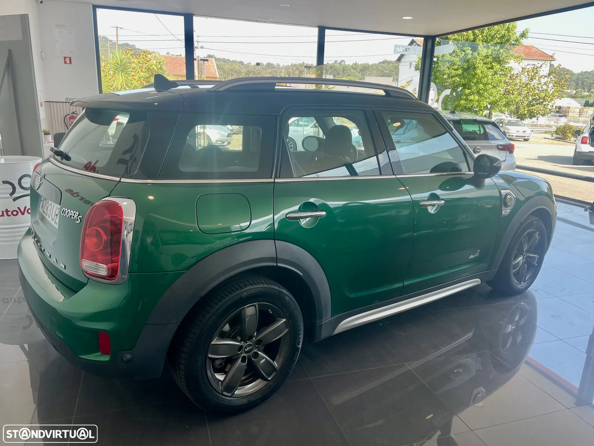 MINI Countryman Cooper SE ALL4 Auto - 4