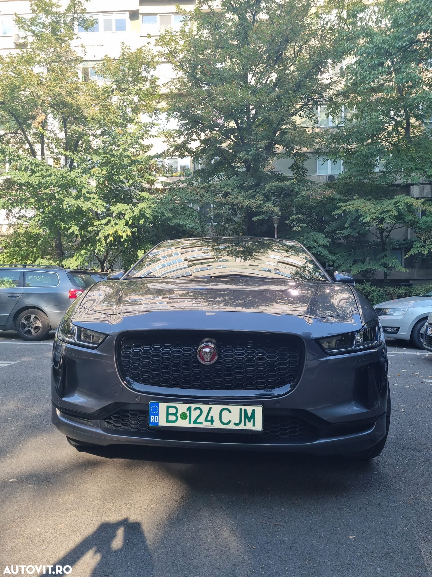 Jaguar I-Pace EV400 AWD R-DYNAMIC HSE - 9