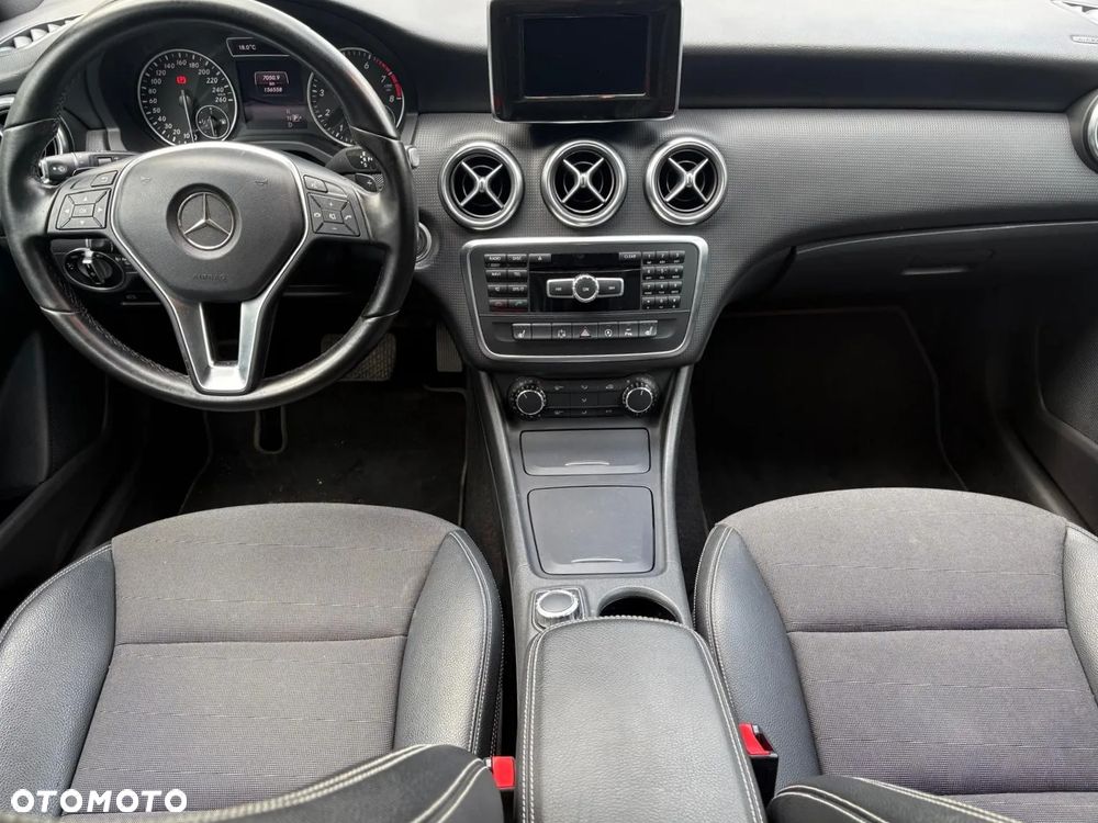 Mercedes-Benz Klasa A 180 7G-DCT 2Style - 15