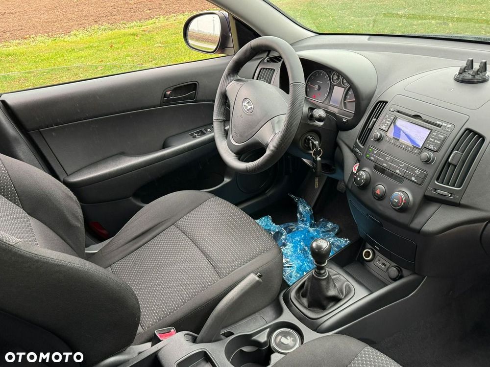 Hyundai I30 2010 photo 4