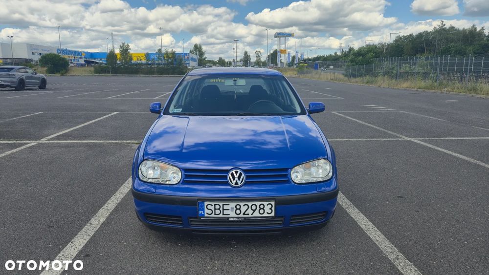 Volkswagen Golf 1.6 Comfortline - 5