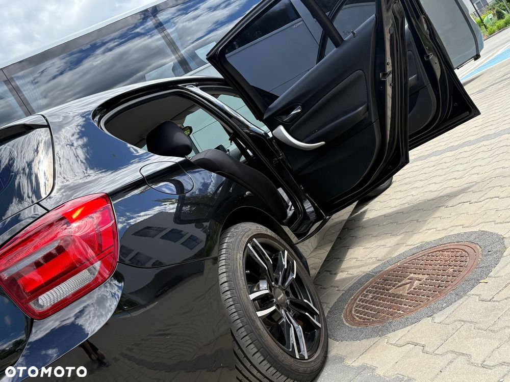 BMW Seria 1 118d DPF - 22
