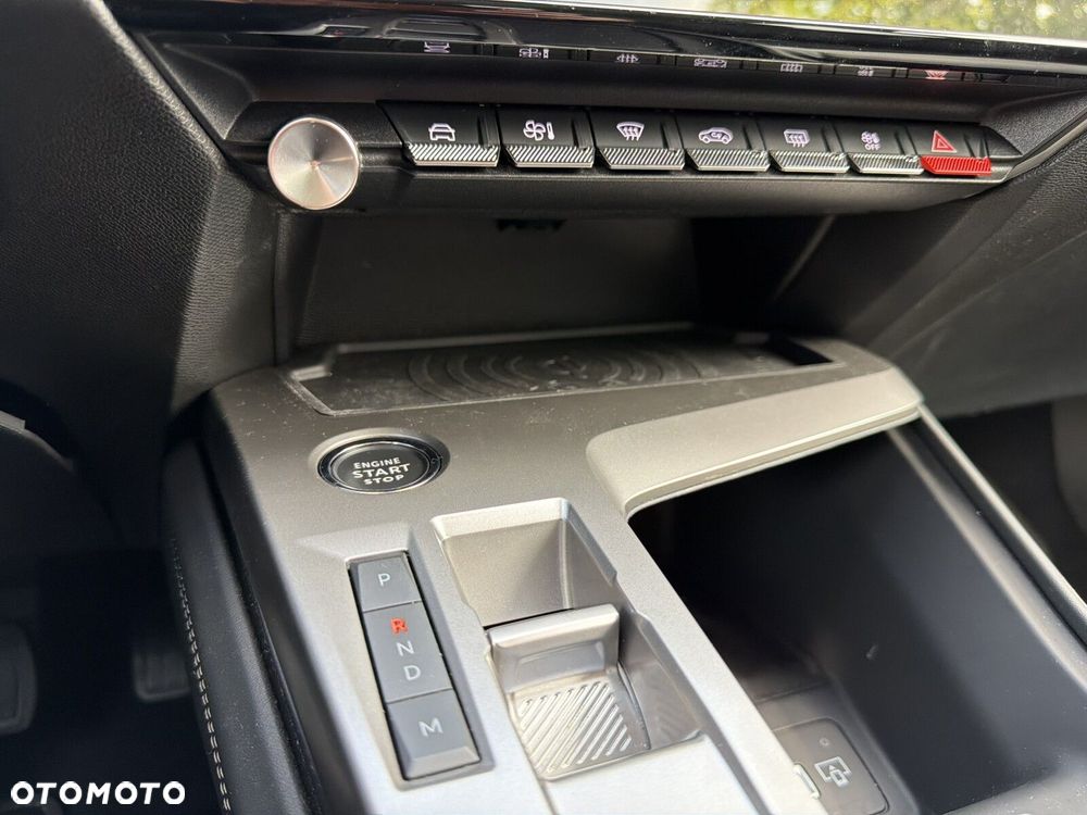 Peugeot 308 - 25