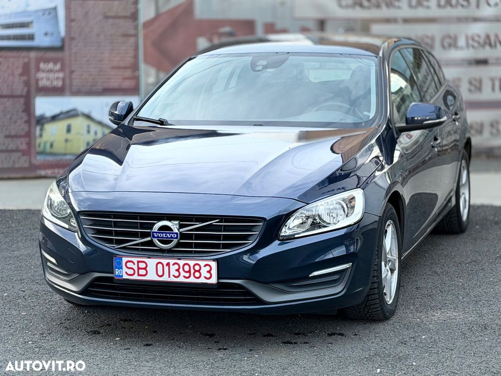 Volvo V60 D2 ECO Start-Stop Momentum - 2