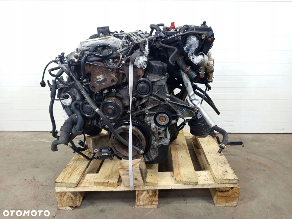 SILNIK KOMPLETNY 646966 646 MERCEDES E W211 C W203 2.2 CDI - 2