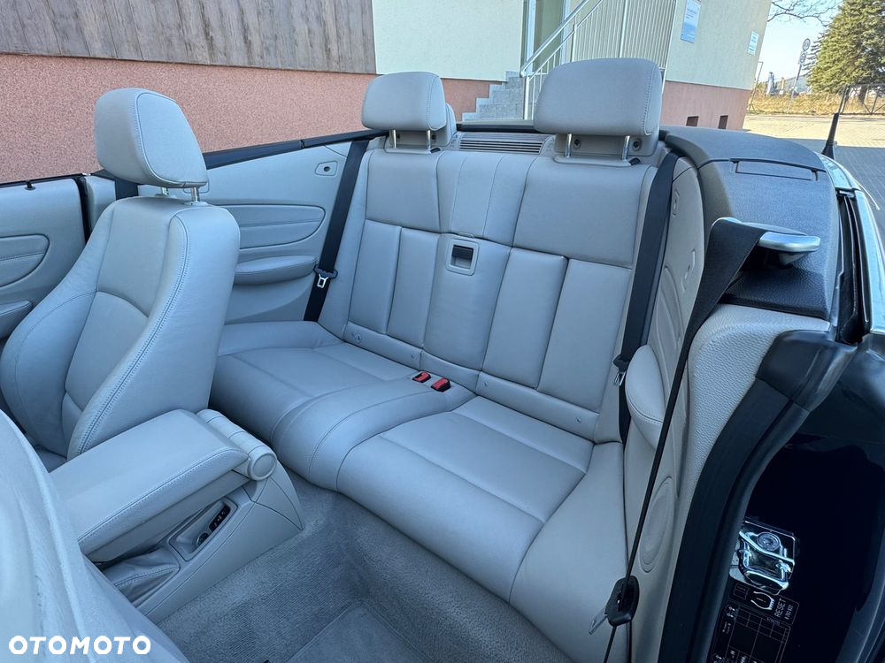 BMW Seria 1 125i Coupe - 9
