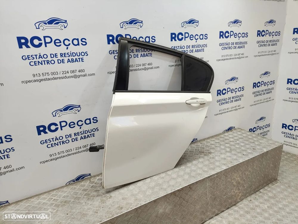 Porta Tras Traseira Esquerda BMW Serie 3 F30 Sedan Carro 2011 a 2018 - 3