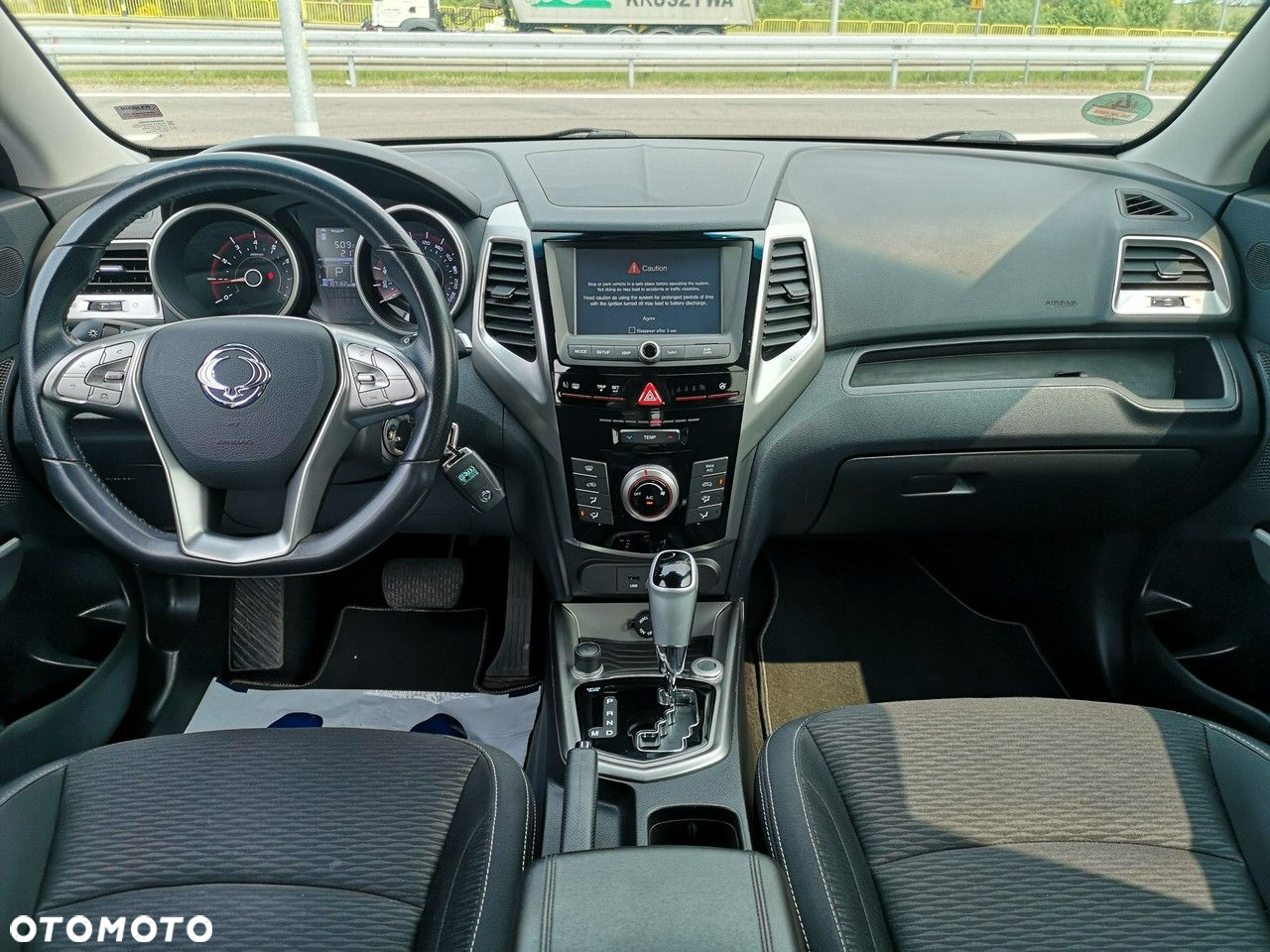 SsangYong/KGM Tivoli 1.6 Quartz - 23