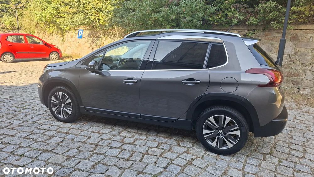 Peugeot 2008 PureTech 130 GPF Stop&Start Allure - 3