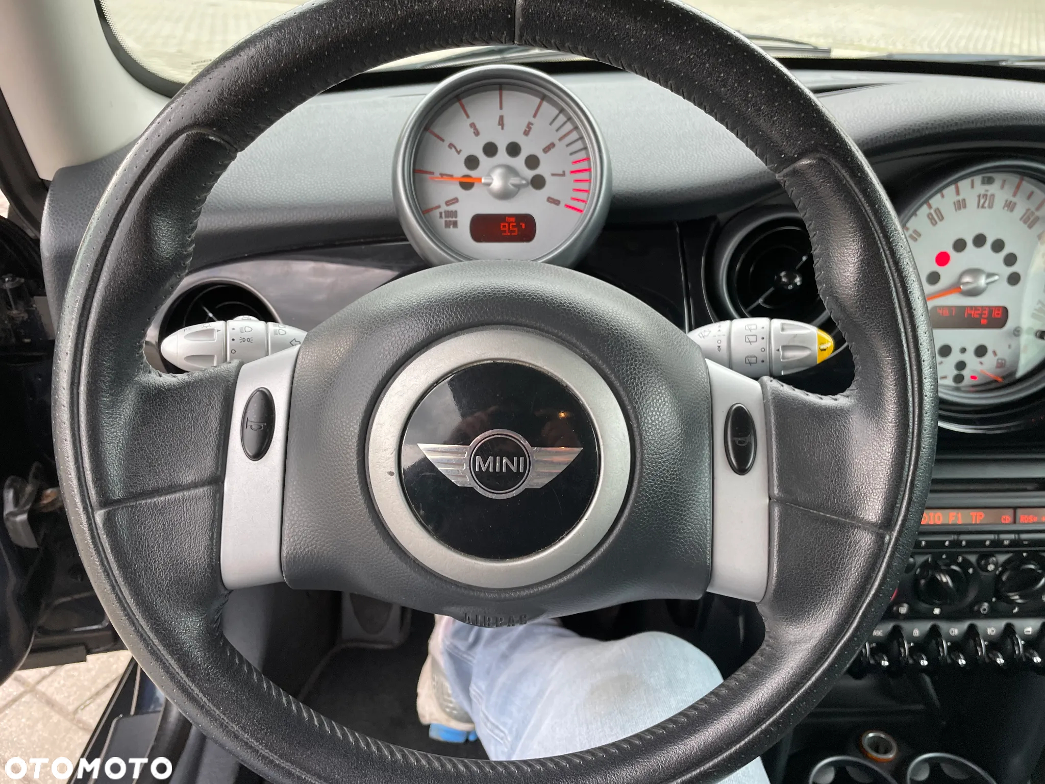 MINI ONE Seven - 21