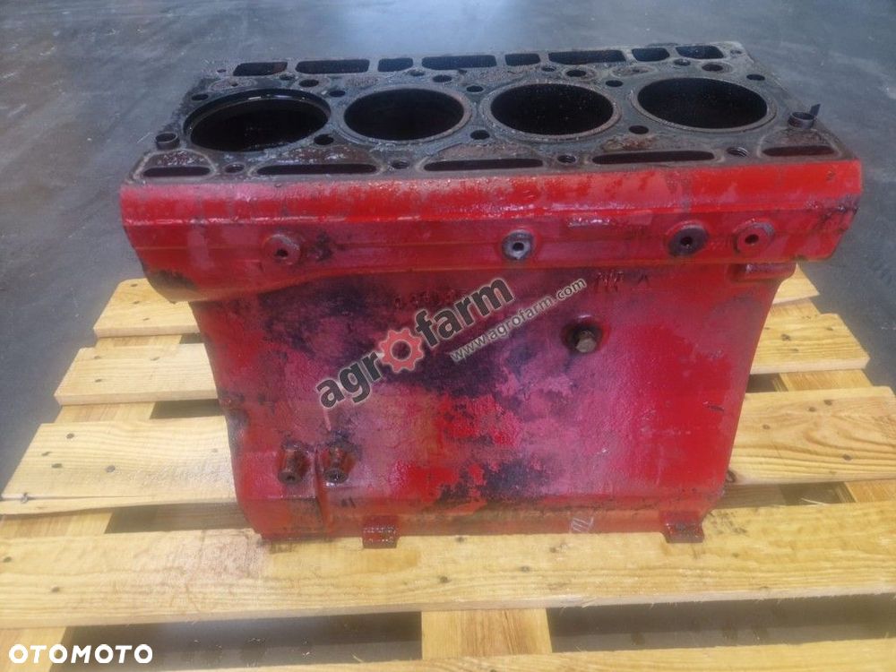 Blok silnika Case 840, 940, 833, 740 - 3