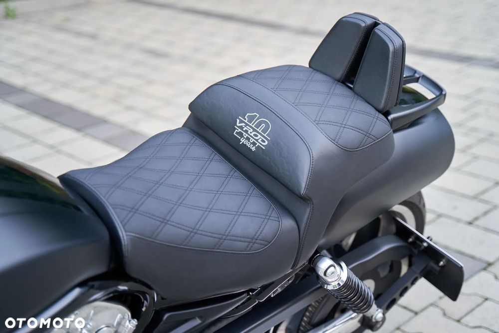 Harley-Davidson V-Rod Muscle - 11