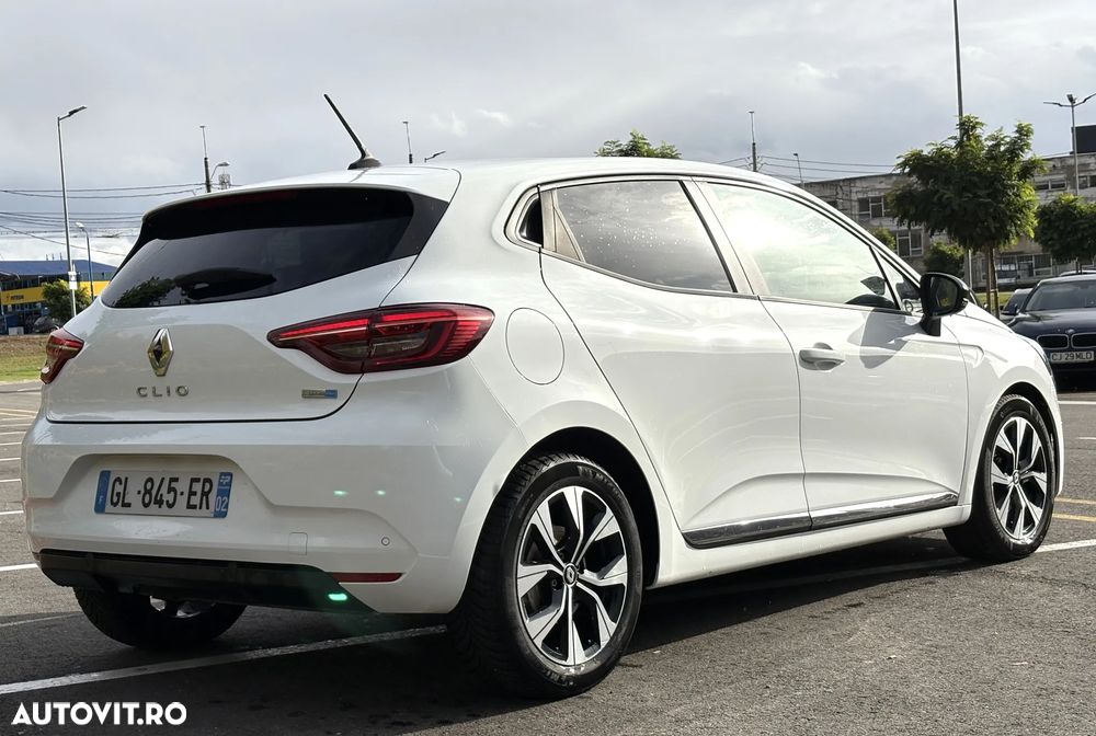 Renault Clio V E-Tech 145 Techno - 10