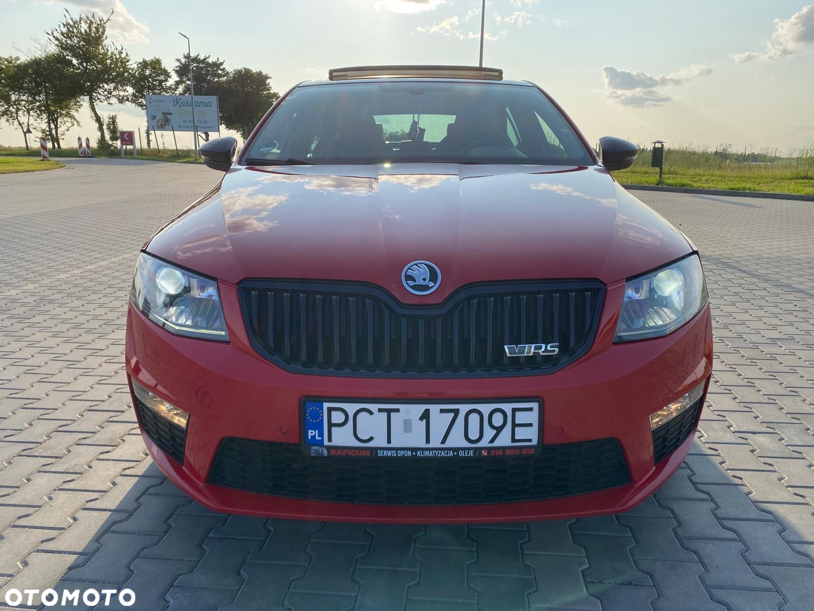 Skoda Octavia 2.0 TSI RS - 3