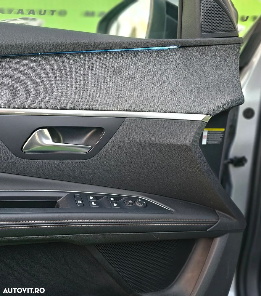 Peugeot 5008 - 21