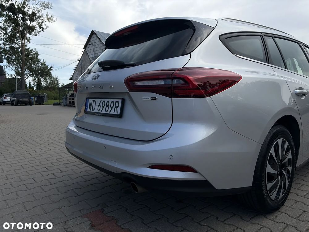 Ford Focus 1.0 EcoBoost mHEV Titanium Design - 11