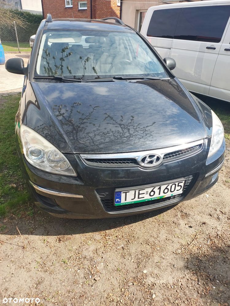 Hyundai i30 1.6 CRDi Base + - 1