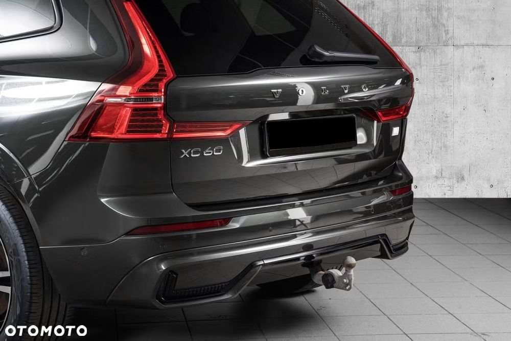 Volvo XC 60 T8 Plug-In Hybrid AWD R-Design - 5