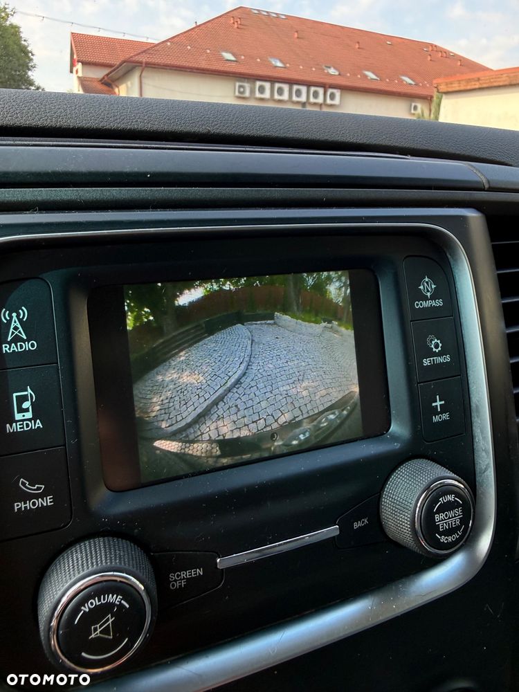 RAM 1500 Crew Cab Shortbed Laramie - 34