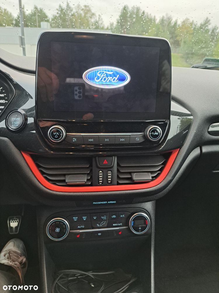 Ford Fiesta 1.0 EcoBoost ST-Line Red ASS - 4