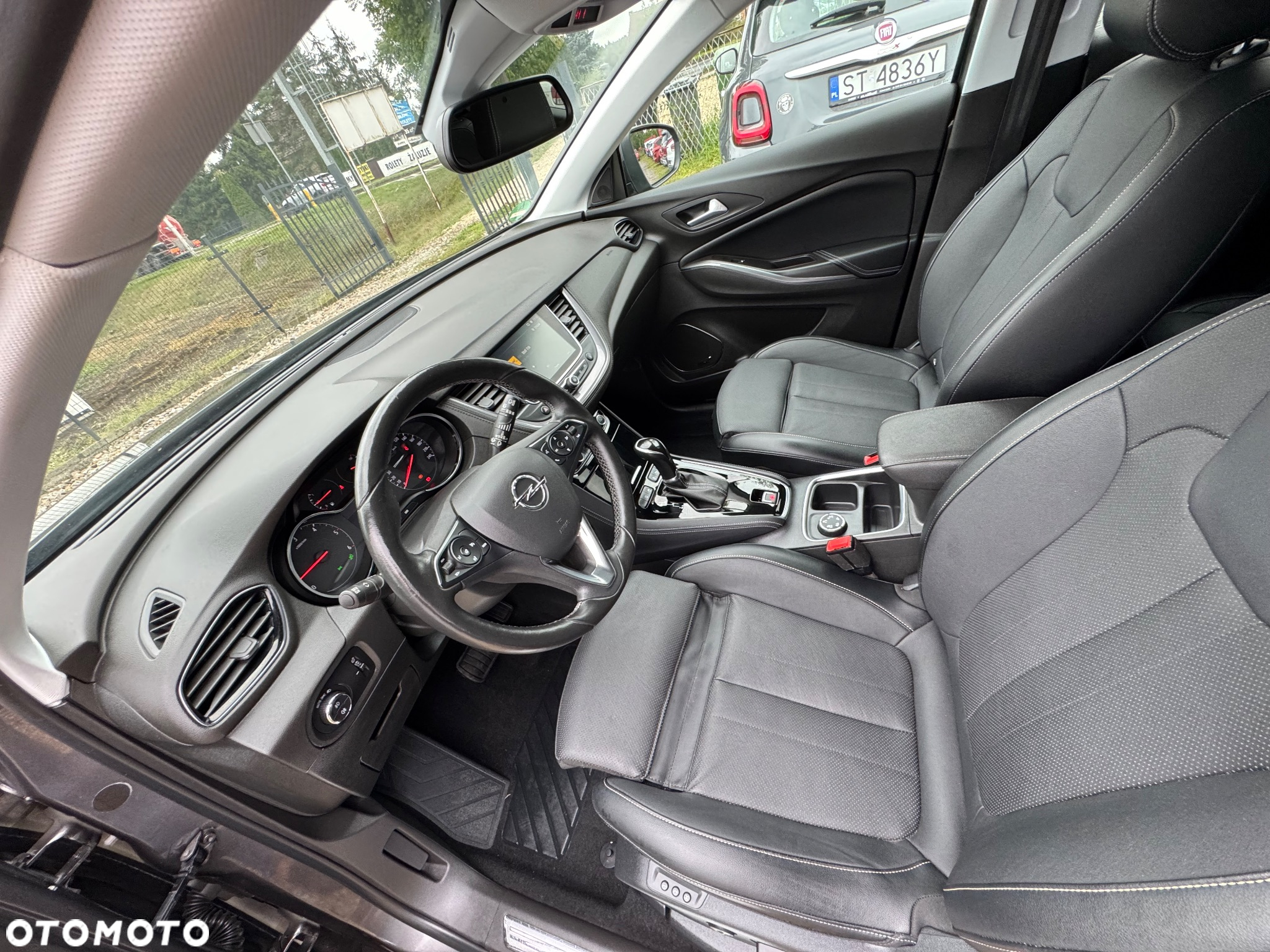 Opel Grandland X 2.0 D Start/Stop Automatik Business Innovation - 27