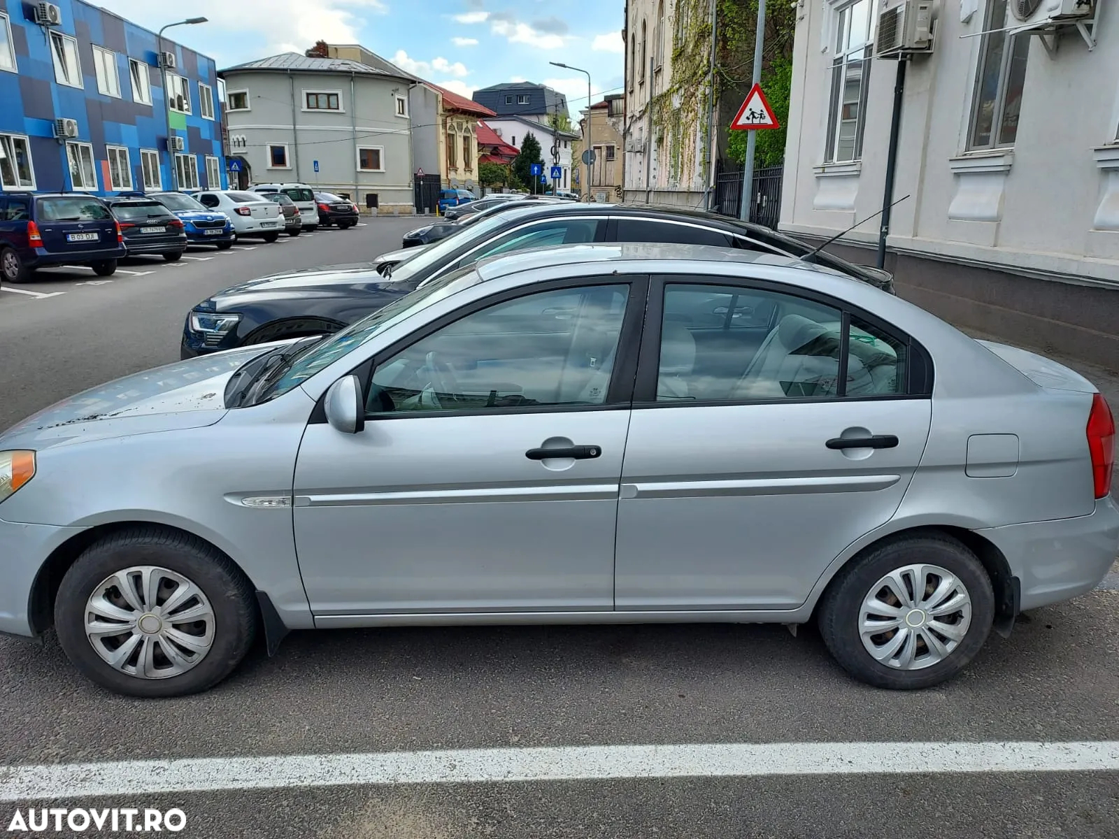 Hyundai Accent - 3