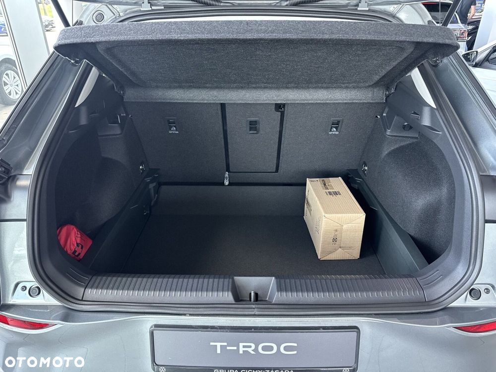 Volkswagen T-Roc - 18