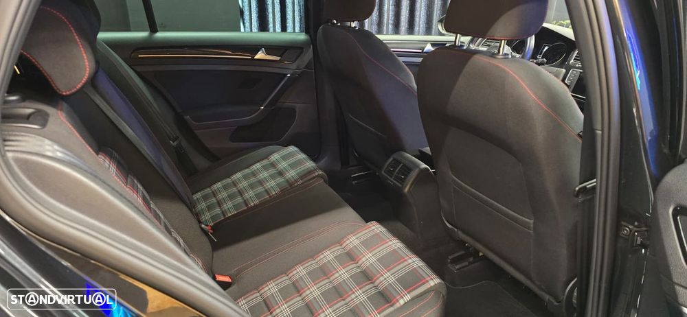 VW Golf 2.0 TSi GTi DSG Performance - 7