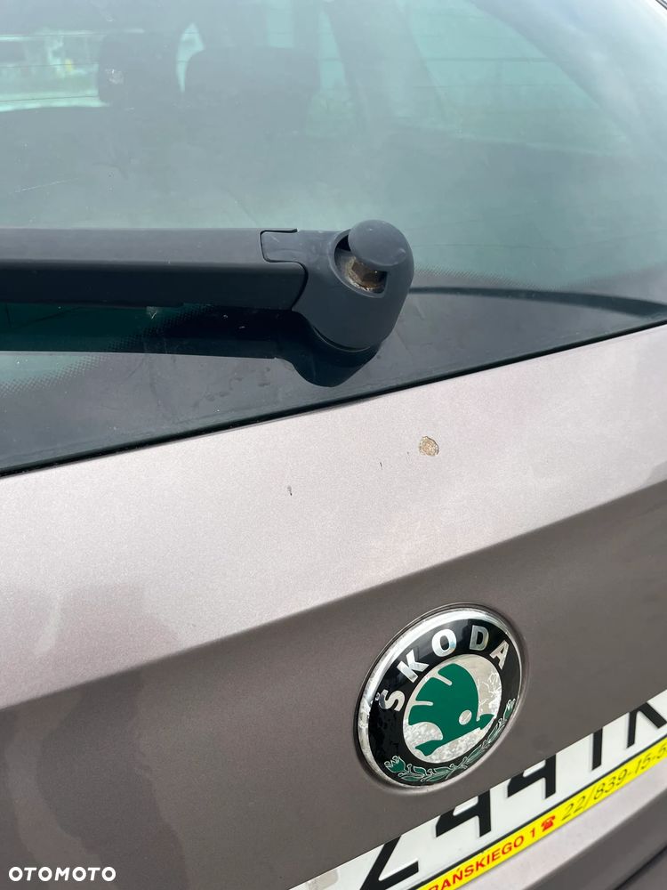 Skoda Superb 2.0 TDI Elegance - 11