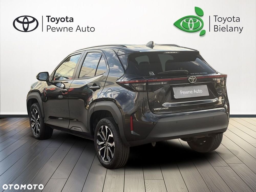 Toyota Yaris Cross 2024 photo 3